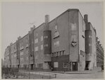 Niet lang na oplevering.
              <br/>
              Beeldbank Stadsarchief, rond 1920